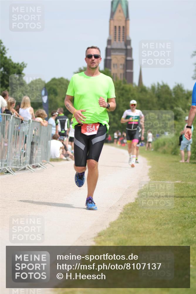 22.06.2025 - Viking Triathlon H.Heesch http://msf.ph/oto/8107137 22.06.2025 14:19:14 Laufen 209, 654 meine-sportfotos.de