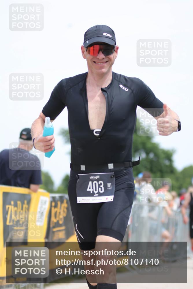22.06.2025 - Viking Triathlon H.Heesch http://msf.ph/oto/8107140 22.06.2025 13:54:34 Laufen 141, 188, 403 meine-sportfotos.de