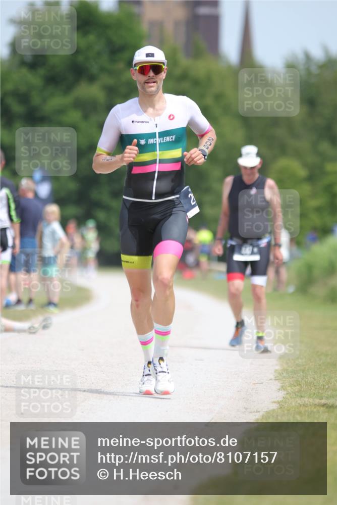 22.06.2025 - Viking Triathlon H.Heesch http://msf.ph/oto/8107157 22.06.2025 14:19:17 Laufen 209, 654 meine-sportfotos.de