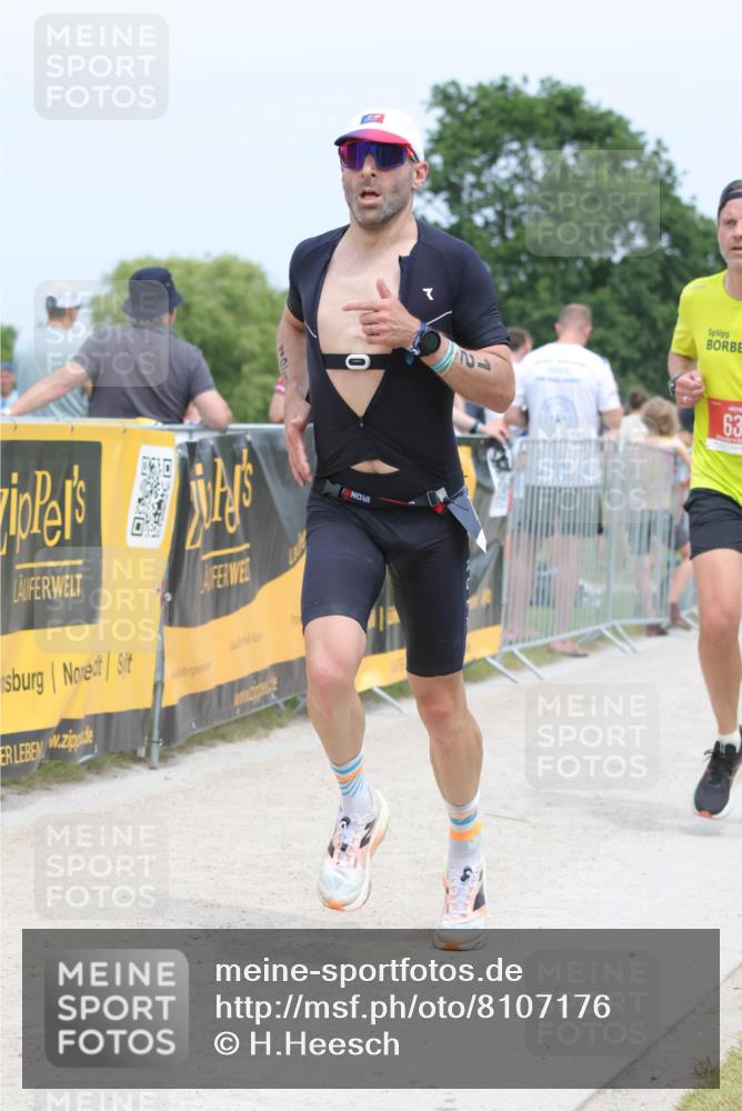 22.06.2025 - Viking Triathlon H.Heesch http://msf.ph/oto/8107176 22.06.2025 14:41:56 Laufen 69, 125, 551, 637 meine-sportfotos.de