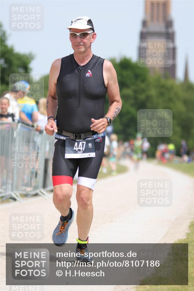 22.06.2025 - Viking Triathlon H.Heesch http://msf.ph/oto/8107186 22.06.2025 14:19:27 Laufen 447 meine-sportfotos.de
