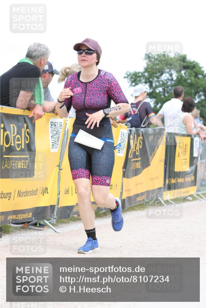 22.06.2025 - Viking Triathlon H.Heesch http://msf.ph/oto/8107234 22.06.2025 14:31:09 Laufen 525 meine-sportfotos.de