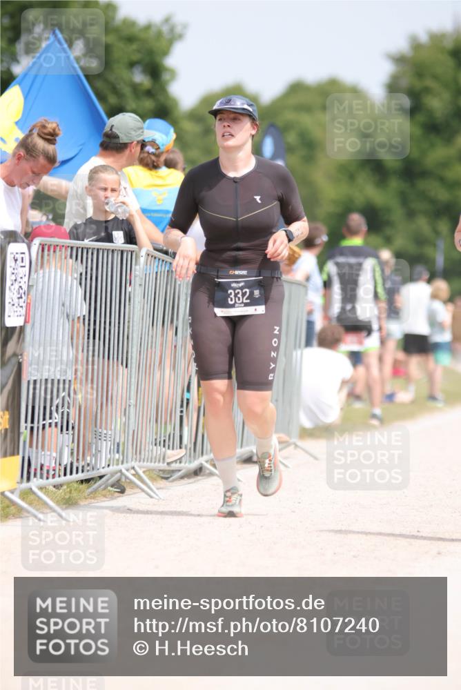 22.06.2025 - Viking Triathlon H.Heesch http://msf.ph/oto/8107240 22.06.2025 14:19:54 Laufen 79, 332, 401, 524 meine-sportfotos.de