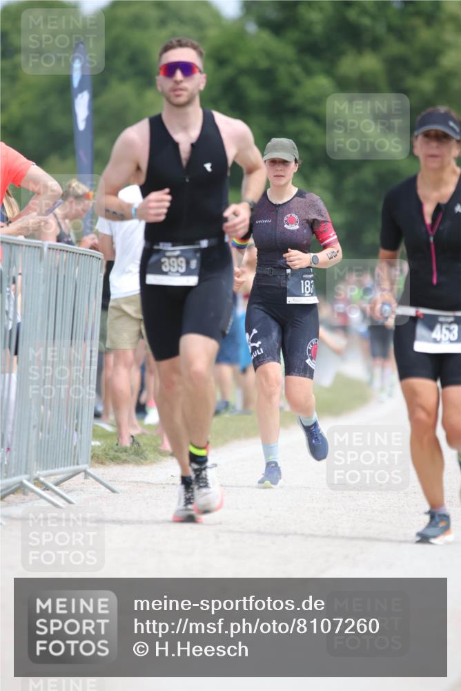 22.06.2025 - Viking Triathlon H.Heesch http://msf.ph/oto/8107260 22.06.2025 13:55:16 Laufen 183, 399, 453, 521 meine-sportfotos.de