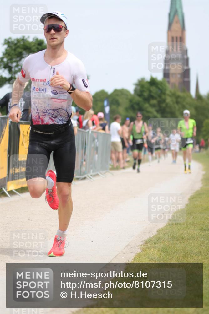 22.06.2025 - Viking Triathlon H.Heesch http://msf.ph/oto/8107315 22.06.2025 13:55:25 Laufen 183, 296, 399, 507, 521 meine-sportfotos.de
