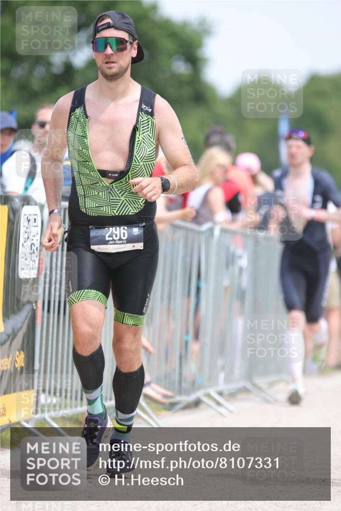 22.06.2025 - Viking Triathlon H.Heesch http://msf.ph/oto/8107331 22.06.2025 13:55:30 Laufen 296, 348, 507, 526, 638 meine-sportfotos.de