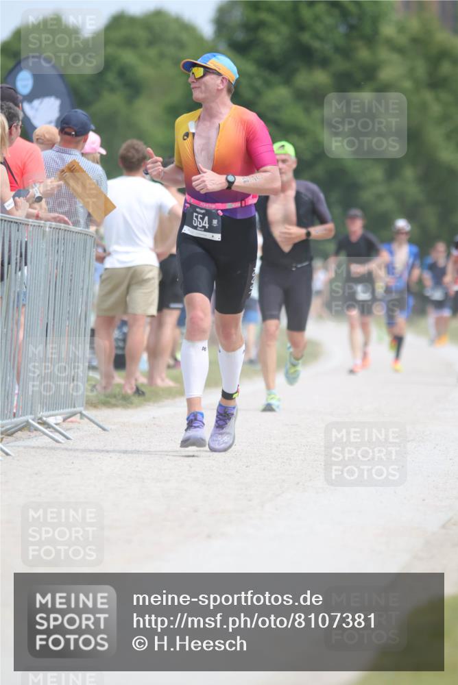 22.06.2025 - Viking Triathlon H.Heesch http://msf.ph/oto/8107381 22.06.2025 13:55:44 Laufen 29, 463, 554 meine-sportfotos.de