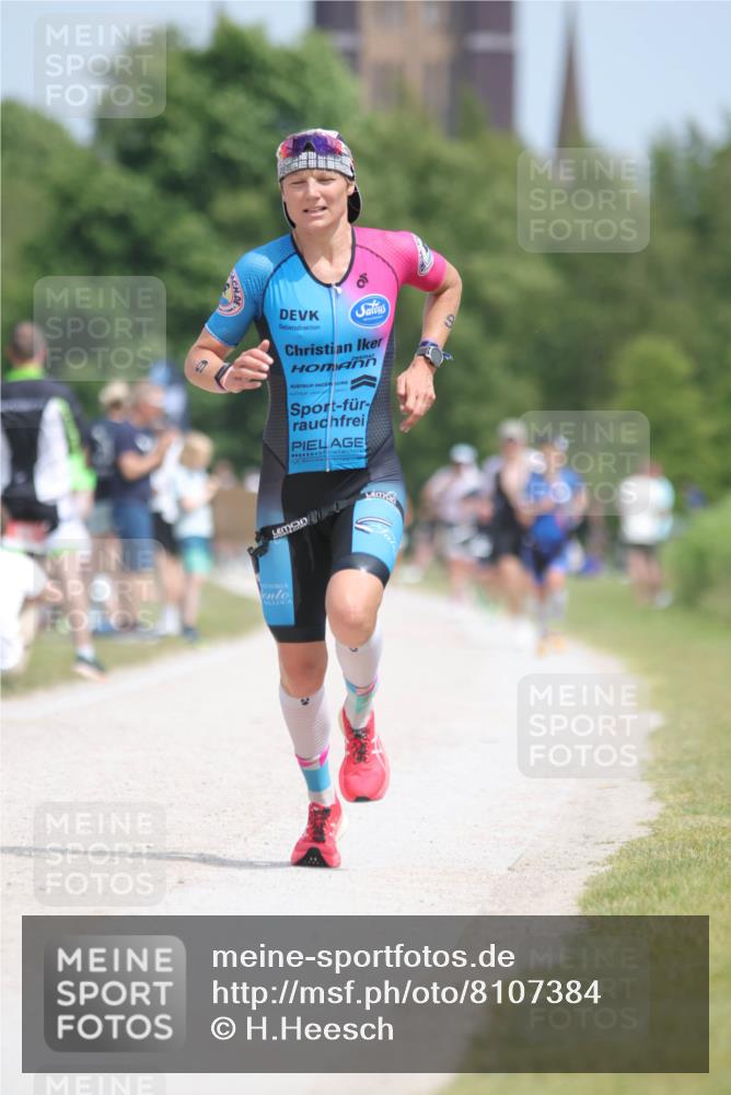 22.06.2025 - Viking Triathlon H.Heesch http://msf.ph/oto/8107384 22.06.2025 14:20:19 Laufen 9, 282 meine-sportfotos.de