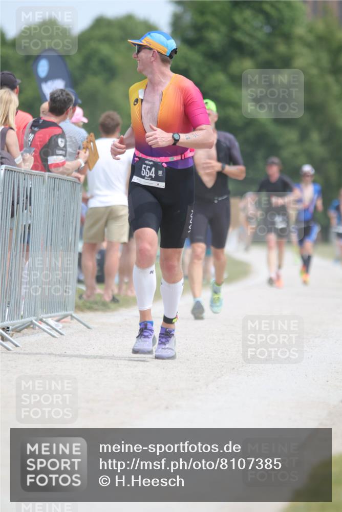 22.06.2025 - Viking Triathlon H.Heesch http://msf.ph/oto/8107385 22.06.2025 13:55:45 Laufen 29, 463, 554 meine-sportfotos.de