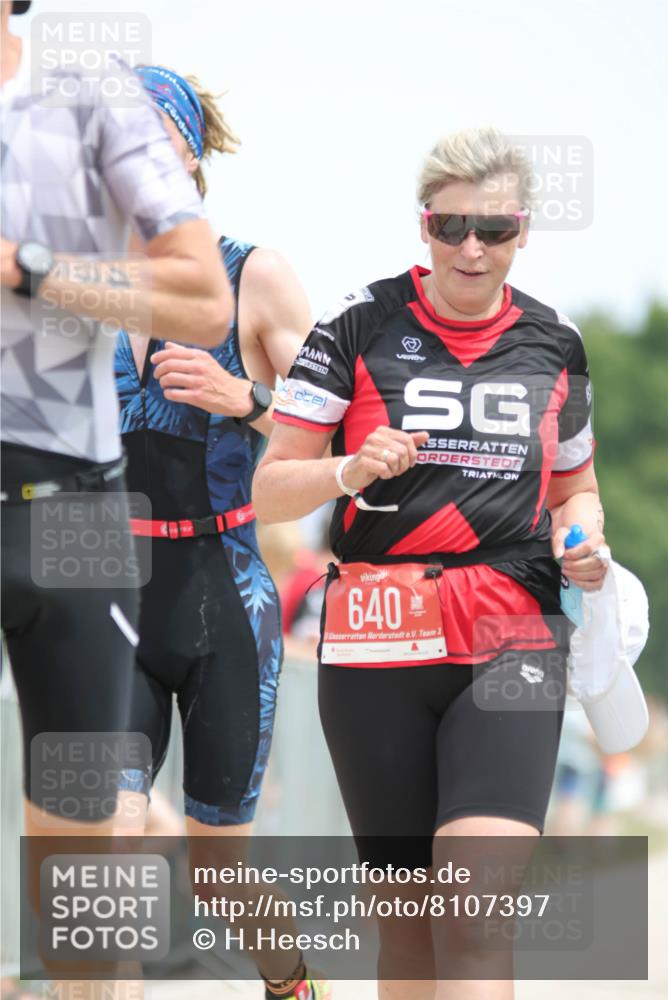 22.06.2025 - Viking Triathlon H.Heesch http://msf.ph/oto/8107397 22.06.2025 13:55:58 Laufen 17, 171, 286, 337, 372, 411, 485, 640 meine-sportfotos.de
