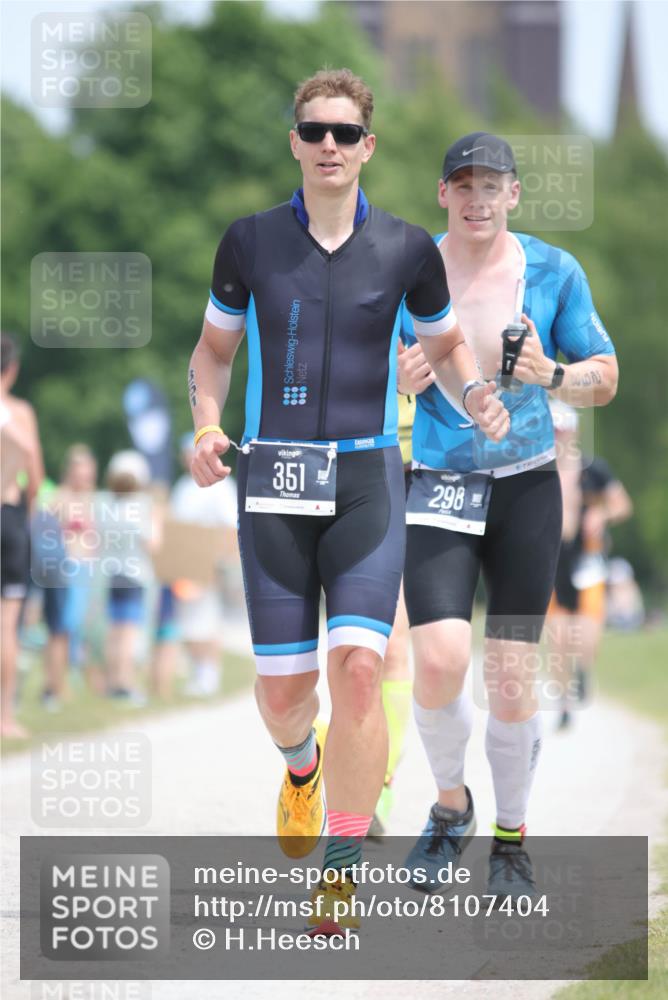 22.06.2025 - Viking Triathlon H.Heesch http://msf.ph/oto/8107404 22.06.2025 13:56:09 Laufen 234, 298, 351 meine-sportfotos.de