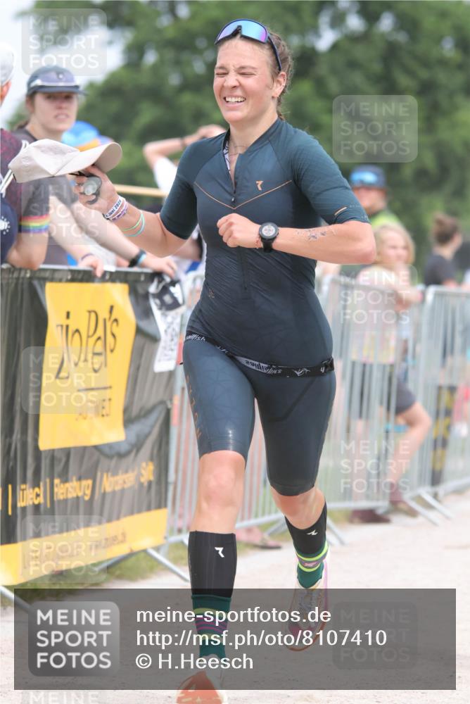 22.06.2025 - Viking Triathlon H.Heesch http://msf.ph/oto/8107410 22.06.2025 14:42:05 Laufen 184, 356, 366, 601 meine-sportfotos.de