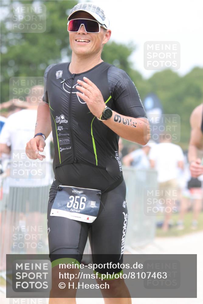 22.06.2025 - Viking Triathlon H.Heesch http://msf.ph/oto/8107463 22.06.2025 14:42:06 Laufen 184, 356, 366, 601 meine-sportfotos.de