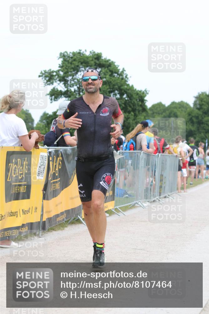 22.06.2025 - Viking Triathlon H.Heesch http://msf.ph/oto/8107464 22.06.2025 14:31:39 Laufen 365, 395 meine-sportfotos.de