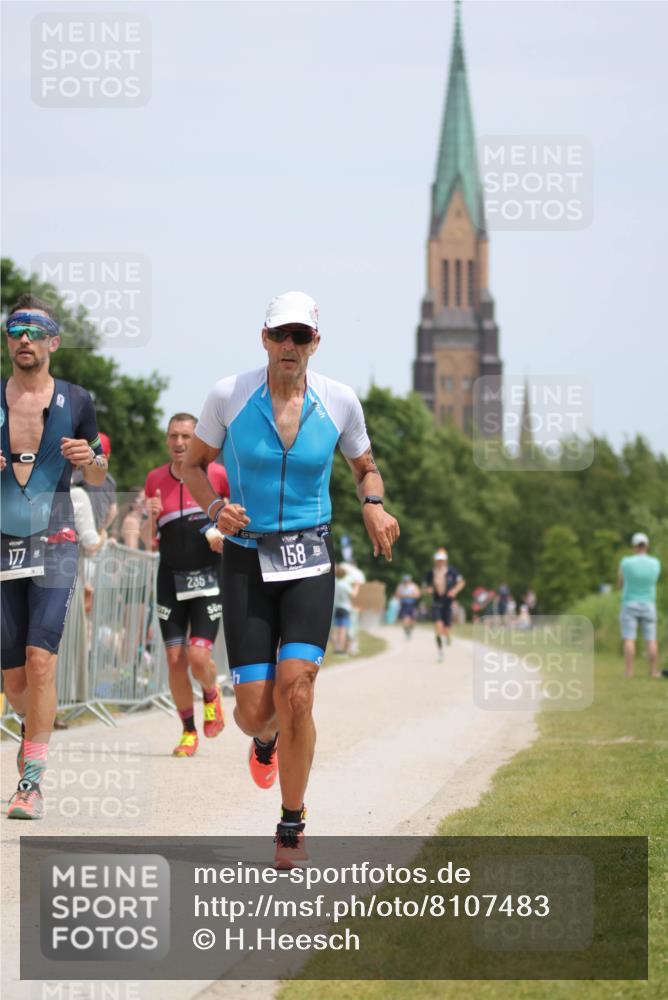 22.06.2025 - Viking Triathlon H.Heesch http://msf.ph/oto/8107483 22.06.2025 13:57:00 Laufen 158, 177, 235, 287 meine-sportfotos.de