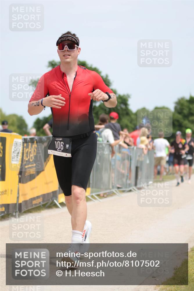 22.06.2025 - Viking Triathlon H.Heesch http://msf.ph/oto/8107502 22.06.2025 13:57:39 Laufen 106, 425, 471 meine-sportfotos.de