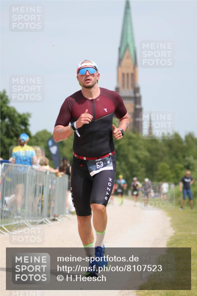 22.06.2025 - Viking Triathlon H.Heesch http://msf.ph/oto/8107523 22.06.2025 14:21:17 Laufen 10, 53 meine-sportfotos.de