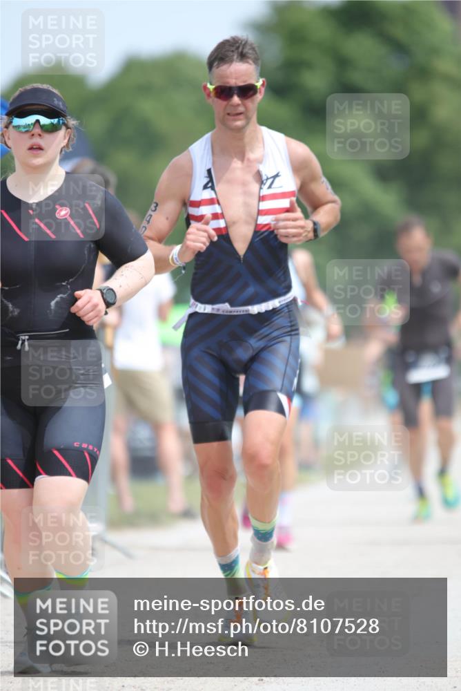 22.06.2025 - Viking Triathlon H.Heesch http://msf.ph/oto/8107528 22.06.2025 13:57:51 Laufen 240, 340, 425, 532, 605 meine-sportfotos.de