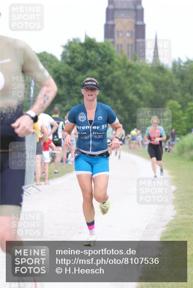 22.06.2025 - Viking Triathlon H.Heesch http://msf.ph/oto/8107536 22.06.2025 14:31:47 Laufen 17, 518 meine-sportfotos.de
