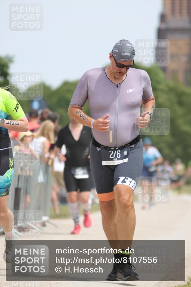 22.06.2025 - Viking Triathlon H.Heesch http://msf.ph/oto/8107556 22.06.2025 13:58:01 Laufen 222, 232, 276, 321, 362, 605 meine-sportfotos.de