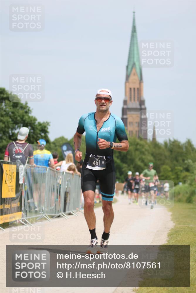 22.06.2025 - Viking Triathlon H.Heesch http://msf.ph/oto/8107561 22.06.2025 14:21:47 Laufen 88, 451, 634 meine-sportfotos.de