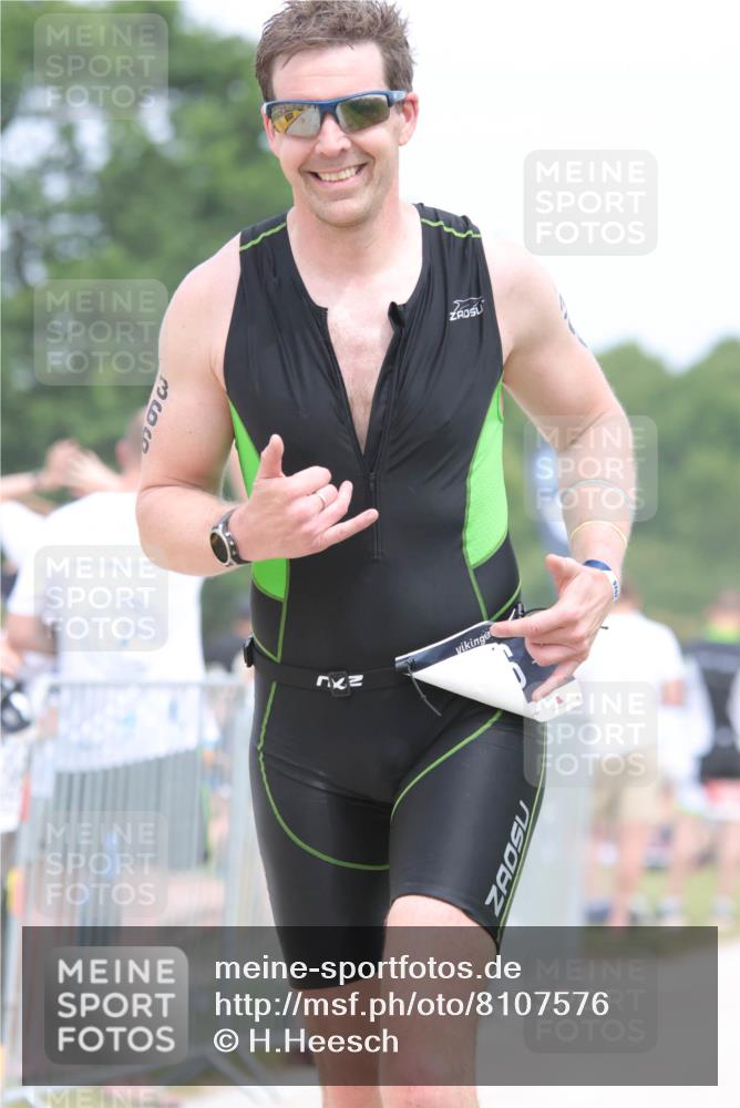 22.06.2025 - Viking Triathlon H.Heesch http://msf.ph/oto/8107576 22.06.2025 14:42:08 Laufen 184, 356, 366, 601 meine-sportfotos.de