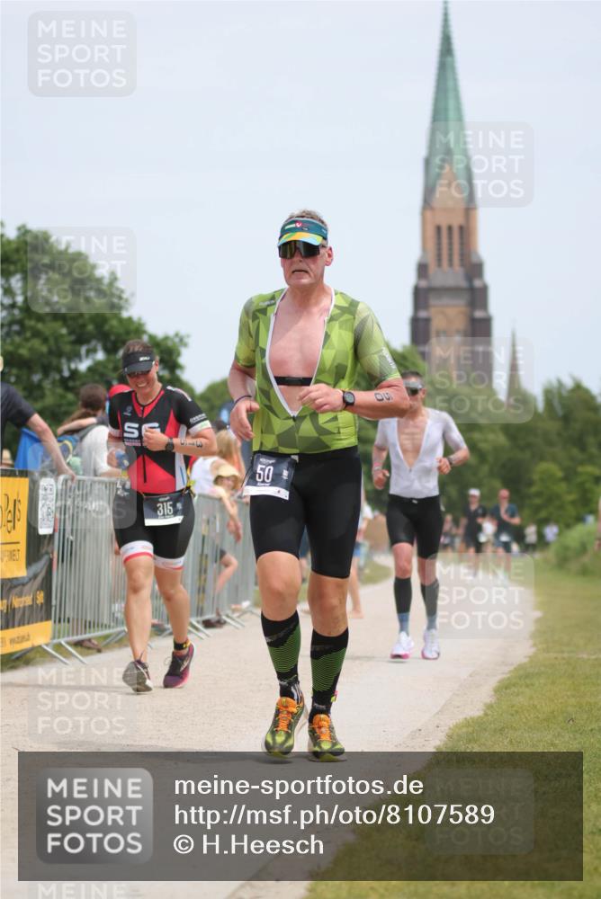 22.06.2025 - Viking Triathlon H.Heesch http://msf.ph/oto/8107589 22.06.2025 13:58:29 Laufen 50, 99, 253, 315, 423 meine-sportfotos.de