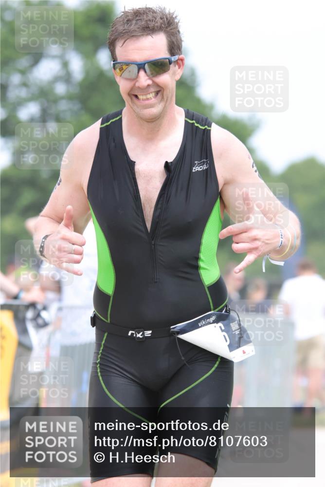 22.06.2025 - Viking Triathlon H.Heesch http://msf.ph/oto/8107603 22.06.2025 14:42:08 Laufen 184, 356, 366, 601 meine-sportfotos.de