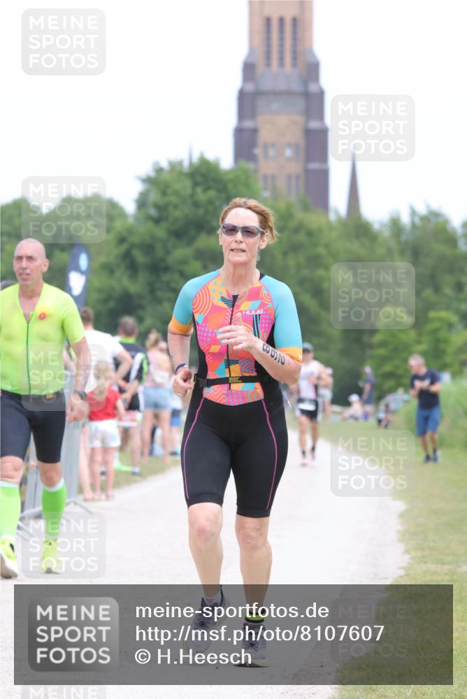 22.06.2025 - Viking Triathlon H.Heesch http://msf.ph/oto/8107607 22.06.2025 14:31:57 Laufen 263, 268 meine-sportfotos.de