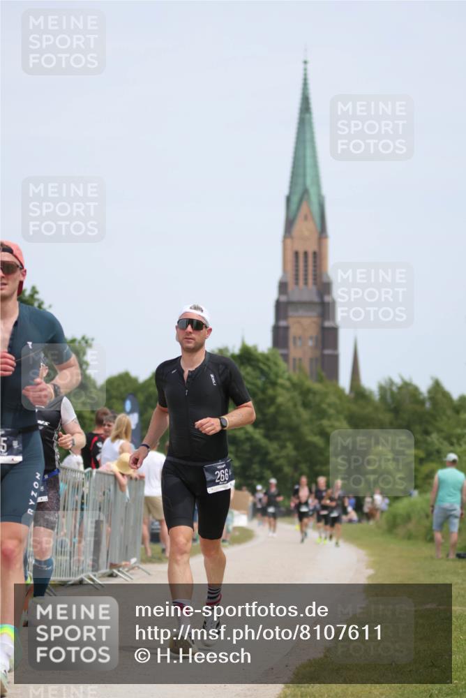 22.06.2025 - Viking Triathlon H.Heesch http://msf.ph/oto/8107611 22.06.2025 13:58:44 Laufen 48, 185, 266 meine-sportfotos.de