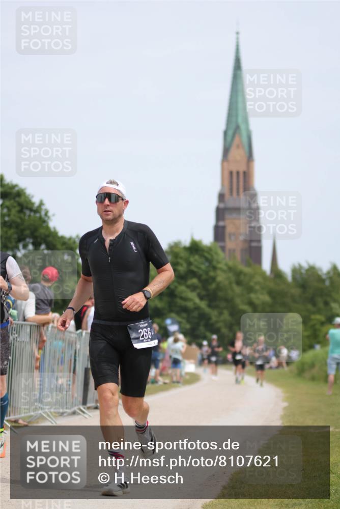 22.06.2025 - Viking Triathlon H.Heesch http://msf.ph/oto/8107621 22.06.2025 13:58:45 Laufen 48, 185, 266 meine-sportfotos.de