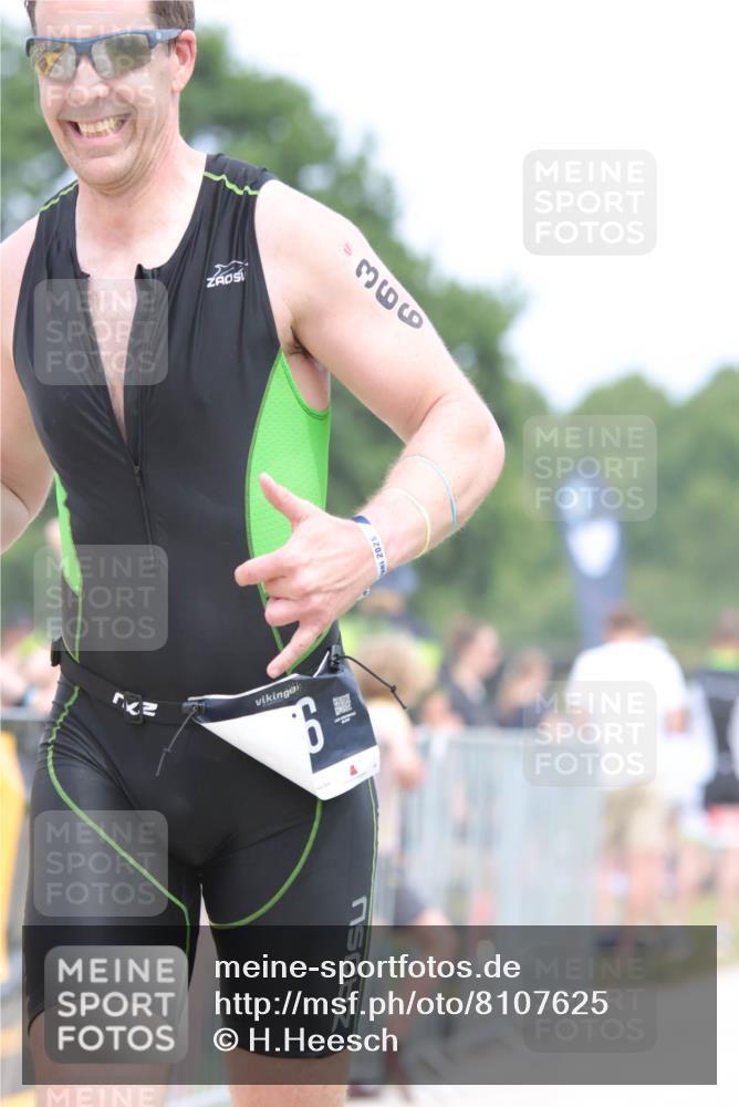 22.06.2025 - Viking Triathlon H.Heesch http://msf.ph/oto/8107625 22.06.2025 14:42:08 Laufen 184, 356, 366, 601 meine-sportfotos.de
