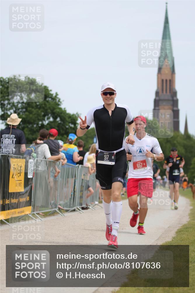 22.06.2025 - Viking Triathlon H.Heesch http://msf.ph/oto/8107636 22.06.2025 14:00:24 Laufen 97, 102, 152, 241, 657 meine-sportfotos.de