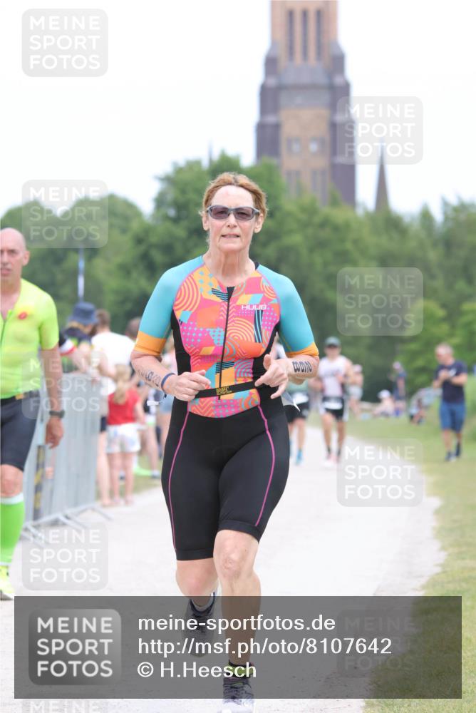 22.06.2025 - Viking Triathlon H.Heesch http://msf.ph/oto/8107642 22.06.2025 14:31:58 Laufen 263, 268 meine-sportfotos.de