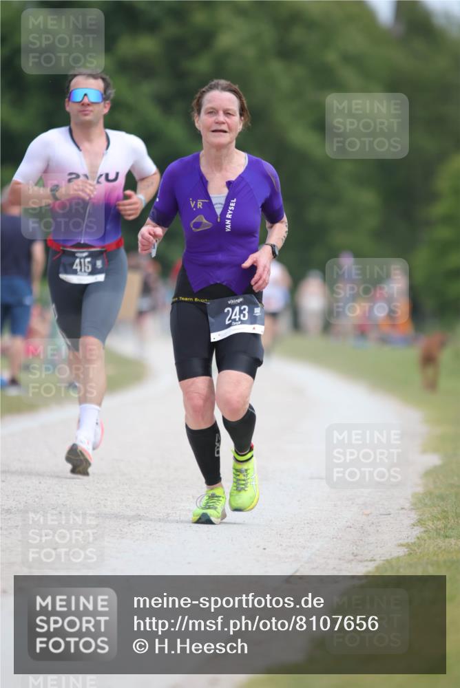 22.06.2025 - Viking Triathlon H.Heesch http://msf.ph/oto/8107656 22.06.2025 14:00:43 Laufen 243, 415 meine-sportfotos.de