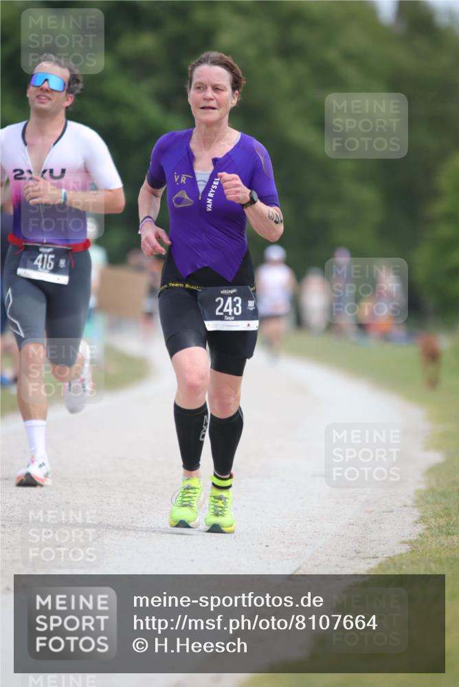 22.06.2025 - Viking Triathlon H.Heesch http://msf.ph/oto/8107664 22.06.2025 14:00:44 Laufen 243, 415 meine-sportfotos.de