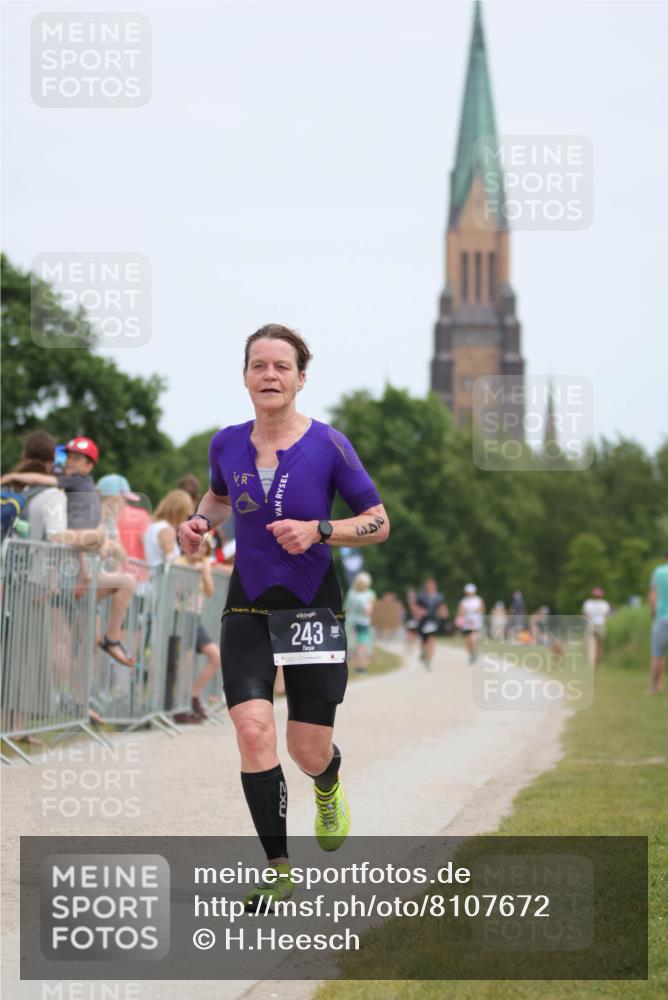 22.06.2025 - Viking Triathlon H.Heesch http://msf.ph/oto/8107672 22.06.2025 14:00:48 Laufen 243, 415 meine-sportfotos.de