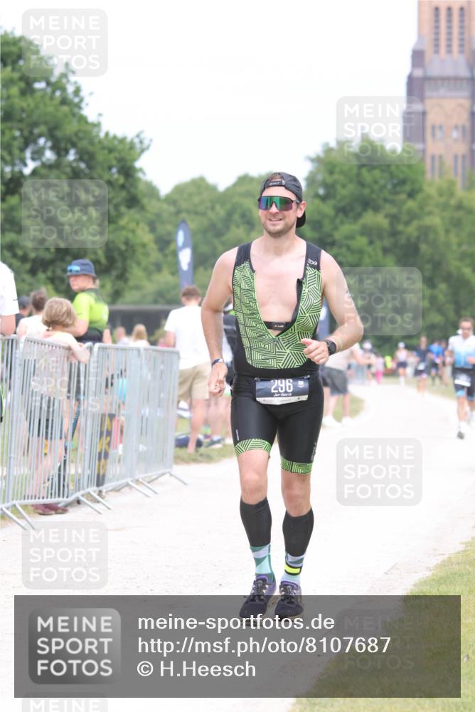 22.06.2025 - Viking Triathlon H.Heesch http://msf.ph/oto/8107687 22.06.2025 14:42:17 Laufen 296 meine-sportfotos.de