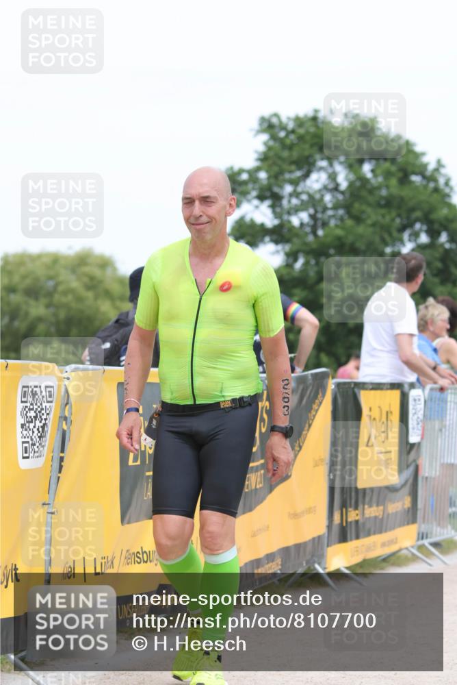 22.06.2025 - Viking Triathlon H.Heesch http://msf.ph/oto/8107700 22.06.2025 14:32:02 Laufen 263, 268 meine-sportfotos.de
