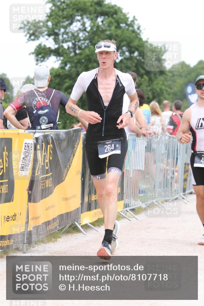 22.06.2025 - Viking Triathlon H.Heesch http://msf.ph/oto/8107718 22.06.2025 14:32:09 Laufen 263, 264, 374, 481 meine-sportfotos.de