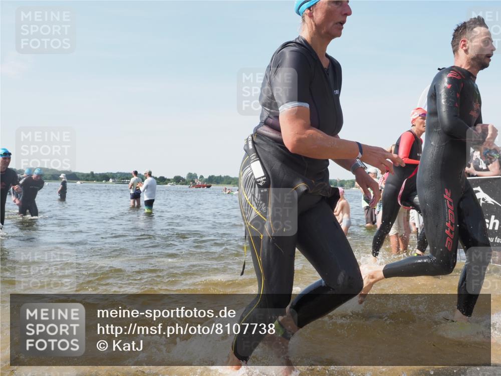 22.06.2025 - Viking Triathlon KatJ http://msf.ph/oto/8107738 22.06.2025 10:37:47 Schwimmen 163, 177, 245, 335, 396, 411, 433, 506, 614, 619, 639, 645 meine-sportfotos.de
