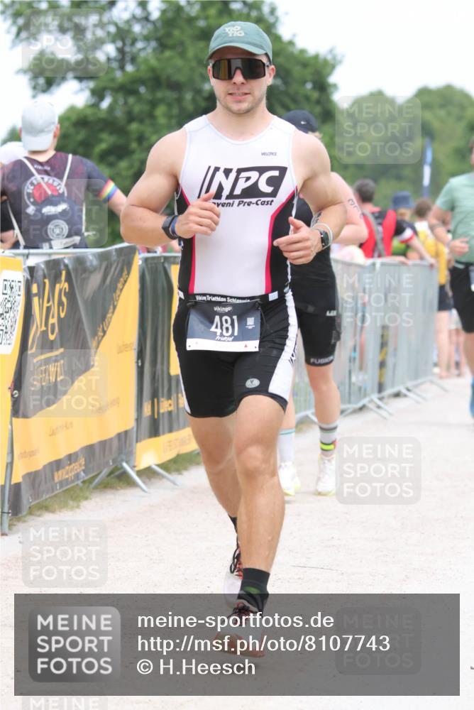 22.06.2025 - Viking Triathlon H.Heesch http://msf.ph/oto/8107743 22.06.2025 14:32:11 Laufen 264, 305, 374, 481 meine-sportfotos.de
