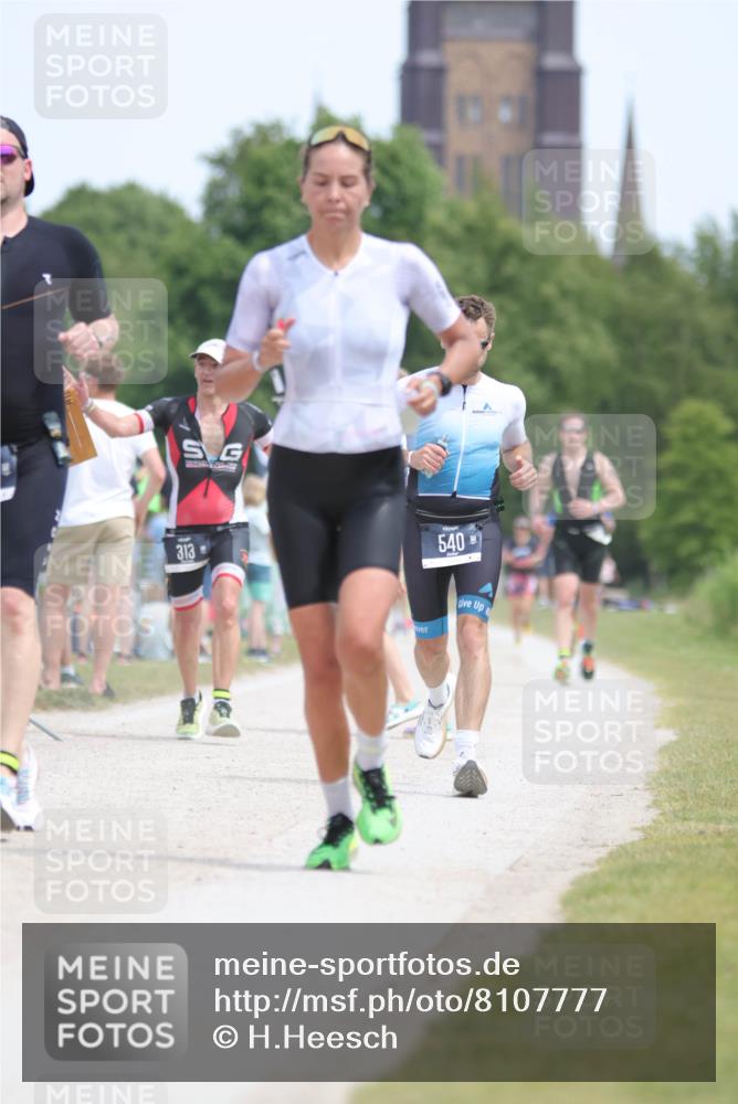 22.06.2025 - Viking Triathlon H.Heesch http://msf.ph/oto/8107777 22.06.2025 14:01:40 Laufen 13, 51, 313, 383, 540, 542 meine-sportfotos.de
