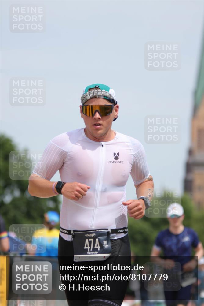 22.06.2025 - Viking Triathlon H.Heesch http://msf.ph/oto/8107779 22.06.2025 14:23:01 Laufen 214, 318, 328, 347, 474, 517 meine-sportfotos.de