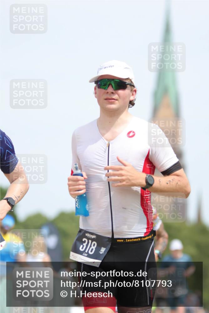 22.06.2025 - Viking Triathlon H.Heesch http://msf.ph/oto/8107793 22.06.2025 14:23:04 Laufen 318, 328, 347, 457, 474, 517 meine-sportfotos.de