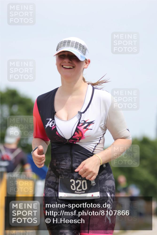 22.06.2025 - Viking Triathlon H.Heesch http://msf.ph/oto/8107866 22.06.2025 14:23:32 Laufen 33, 190, 320 meine-sportfotos.de