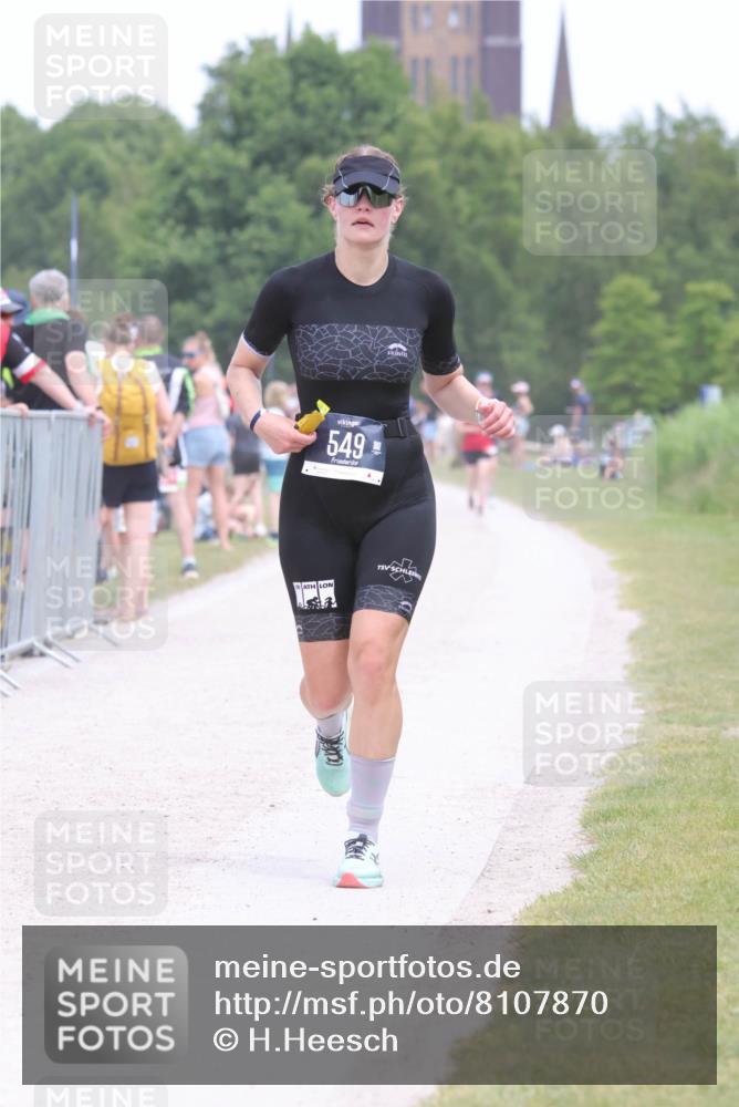 22.06.2025 - Viking Triathlon H.Heesch http://msf.ph/oto/8107870 22.06.2025 14:32:25 Laufen 390, 549 meine-sportfotos.de
