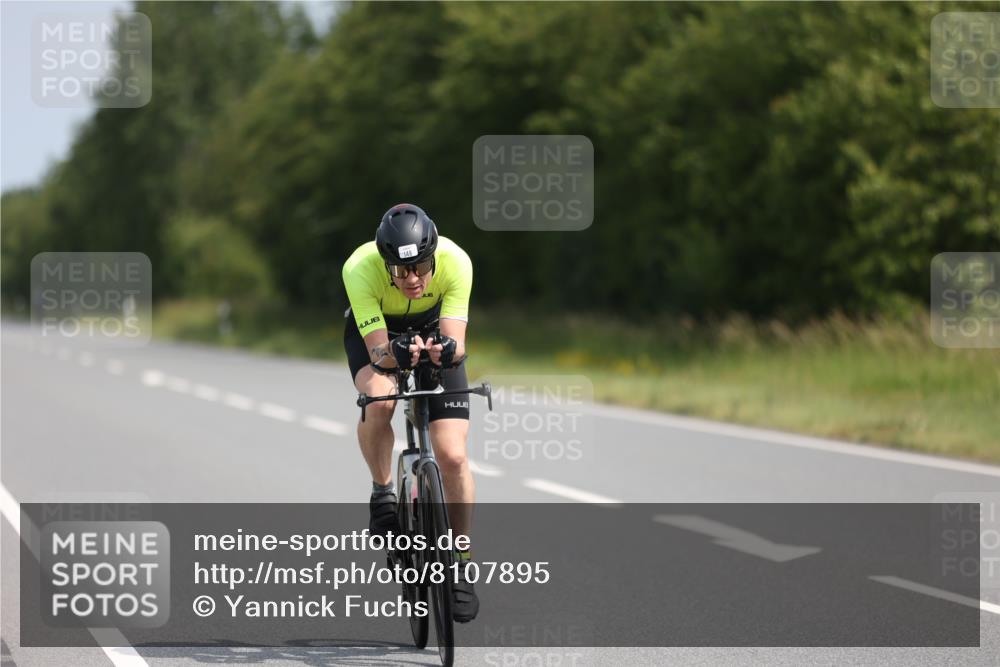 22.06.2025 - Viking Triathlon Yannick Fuchs http://msf.ph/oto/8107895 22.06.2025 11:31:57 Radfahren 13, 148, 173, 189, 191, 340, 341, 444, 458 meine-sportfotos.de