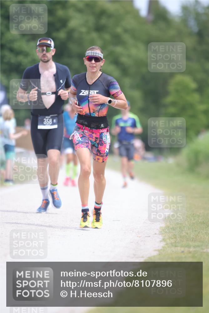 22.06.2025 - Viking Triathlon H.Heesch http://msf.ph/oto/8107896 22.06.2025 14:01:57 Laufen 72, 358, 394 meine-sportfotos.de