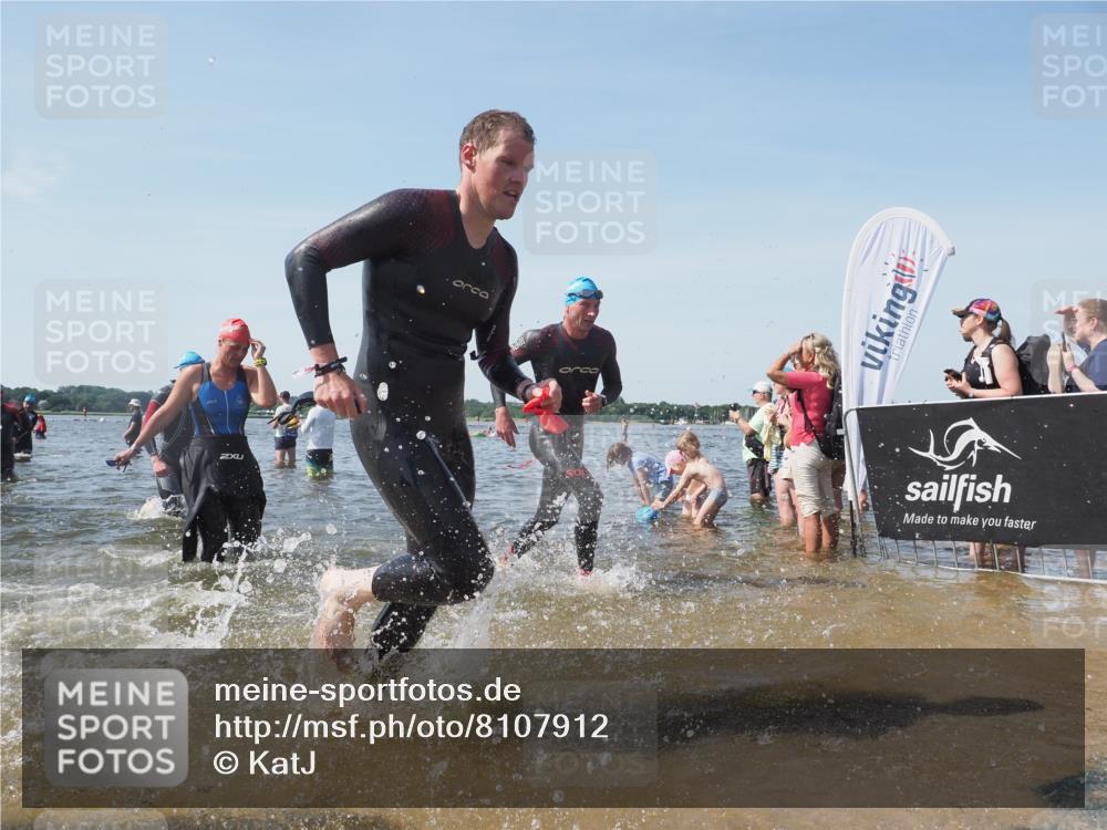 22.06.2025 - Viking Triathlon KatJ http://msf.ph/oto/8107912 22.06.2025 10:37:53 Schwimmen 146, 335, 396, 411, 433, 506, 619, 645 meine-sportfotos.de
